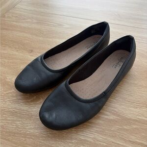 Clarks Black Leather Ballet Flats Comfort Shoes - Size 9.5
